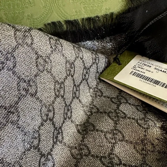 Gucci Scarf, Black and Gray with Iconic GG logo, NWT - Picture 2 of 12
